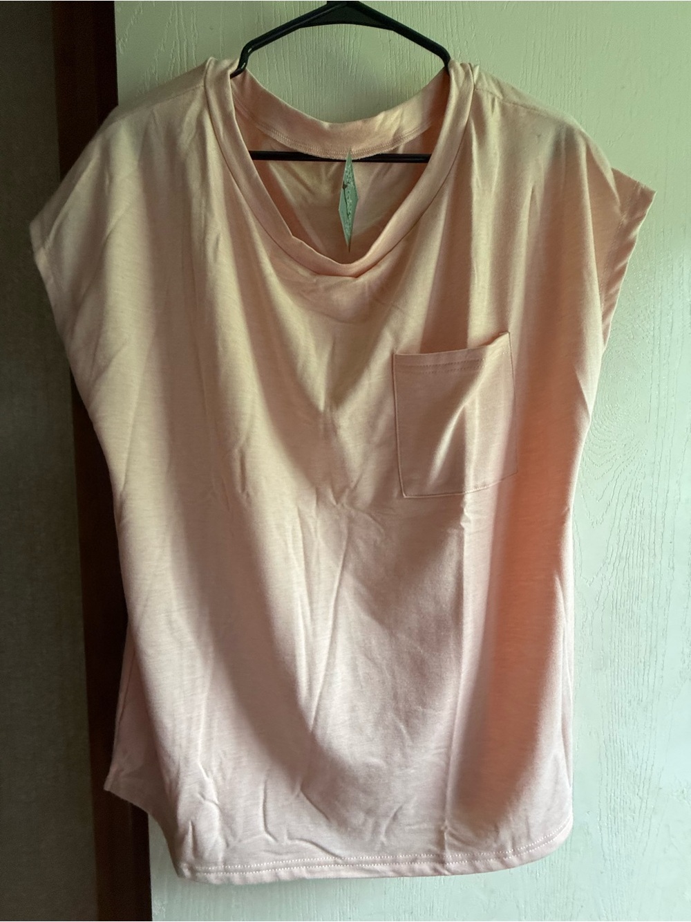 Women's Soft Pocket Tee - Light Peach